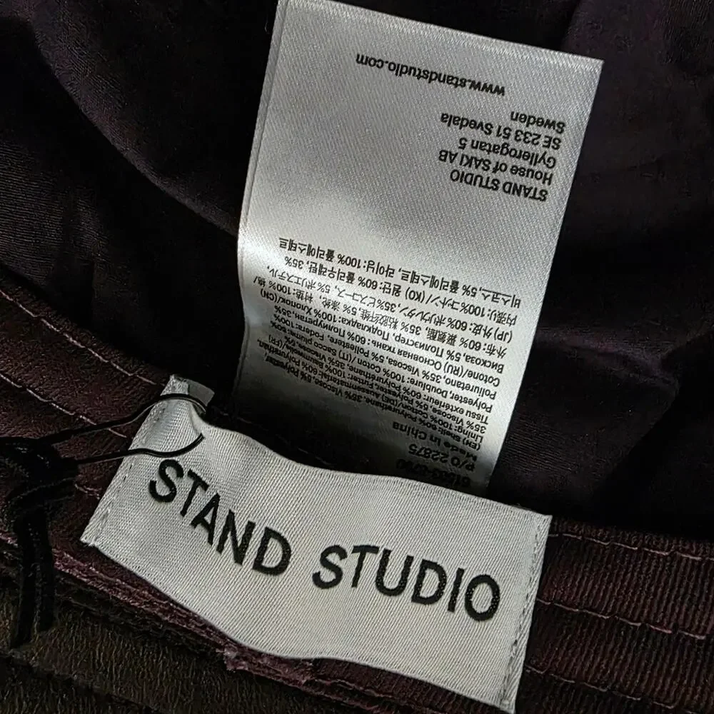 Stand Studio NWT Vida Faux Leather Grained Bucket Hat Burgundy Small
